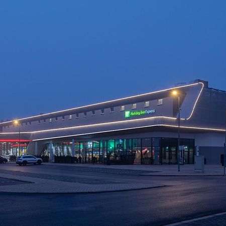 Holiday Inn Express - Hamburg South A7-As42 By Ihg เอเกสตอร์ฟ ภายนอก รูปภาพ