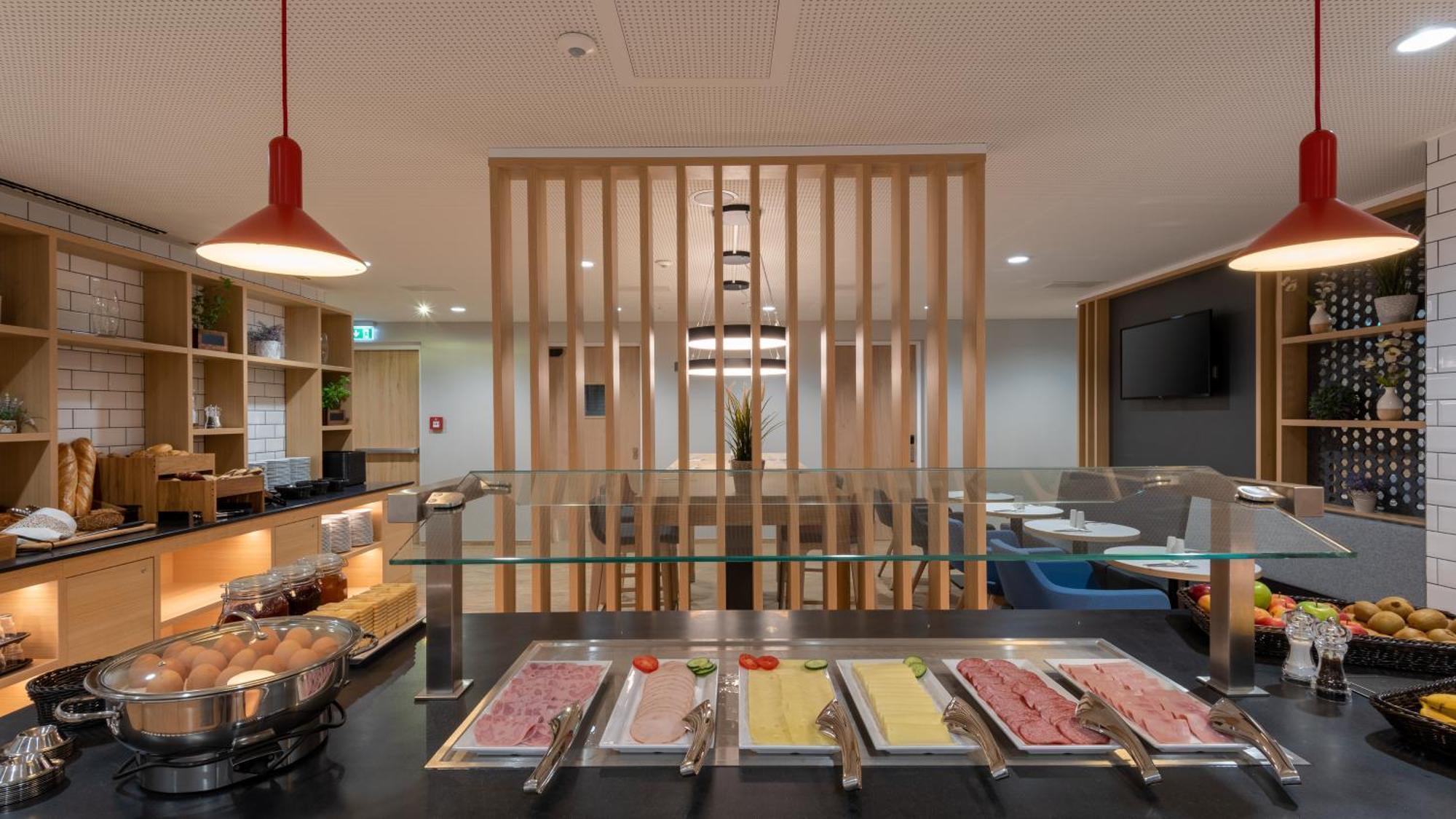 Holiday Inn Express - Hamburg South A7-As42 By Ihg เอเกสตอร์ฟ ภายนอก รูปภาพ