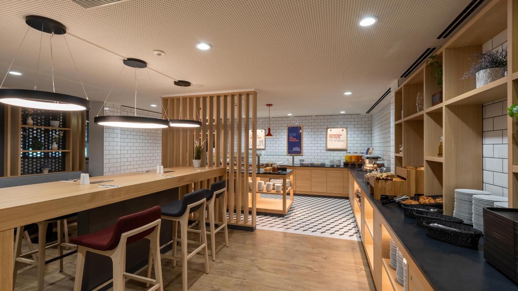 Holiday Inn Express - Hamburg South A7-As42 By Ihg เอเกสตอร์ฟ ภายนอก รูปภาพ