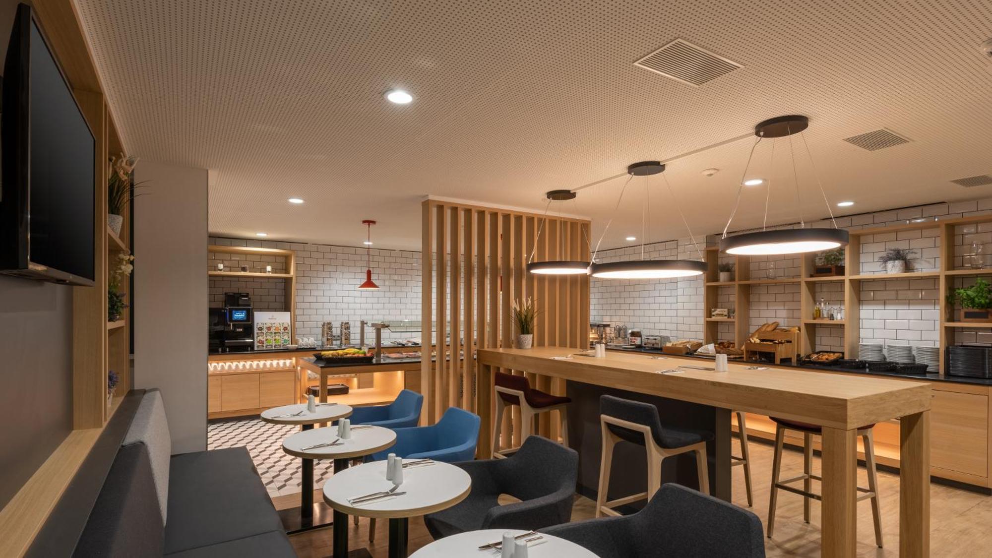 Holiday Inn Express - Hamburg South A7-As42 By Ihg เอเกสตอร์ฟ ภายนอก รูปภาพ