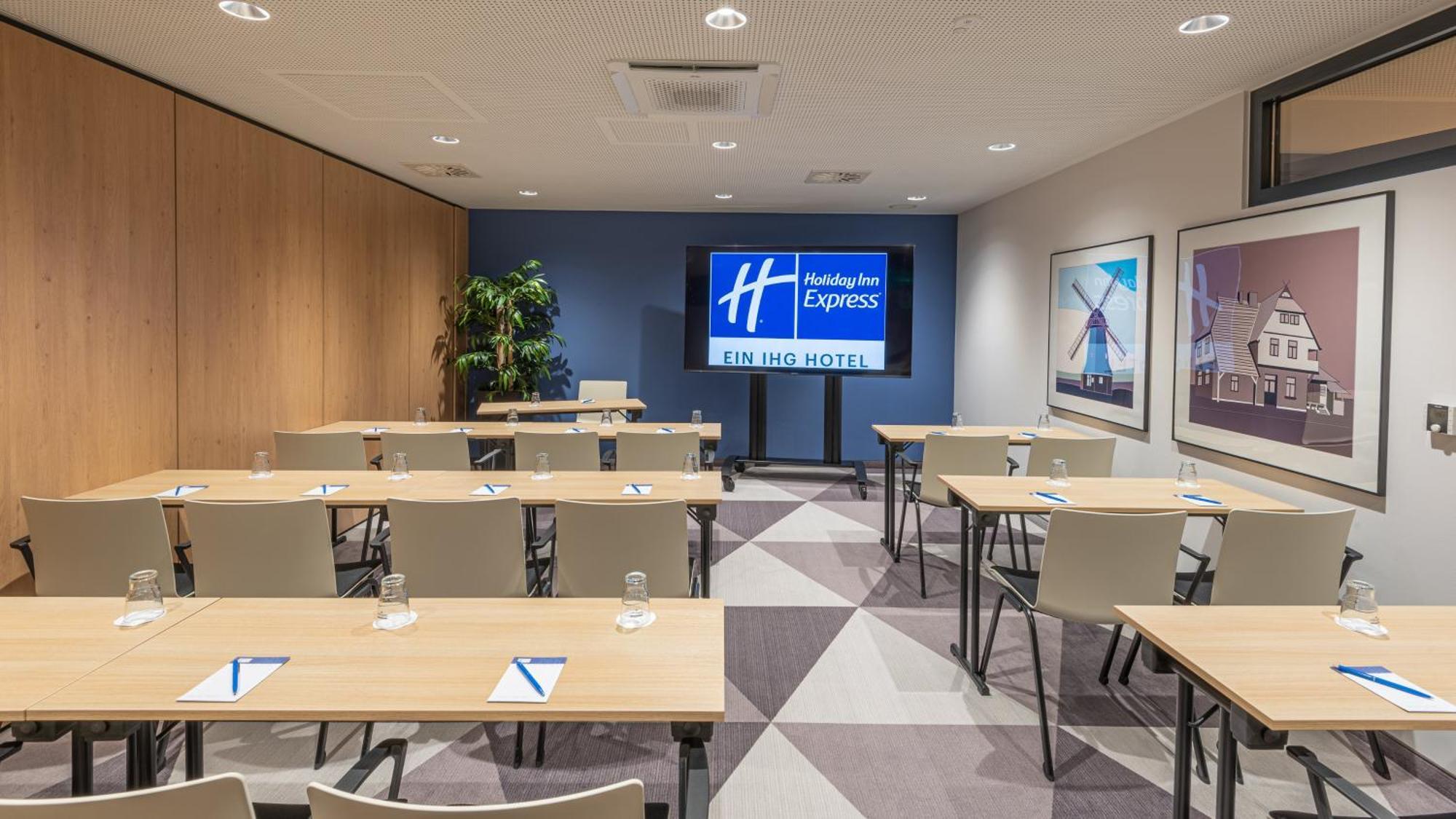 Holiday Inn Express - Hamburg South A7-As42 By Ihg เอเกสตอร์ฟ ภายนอก รูปภาพ